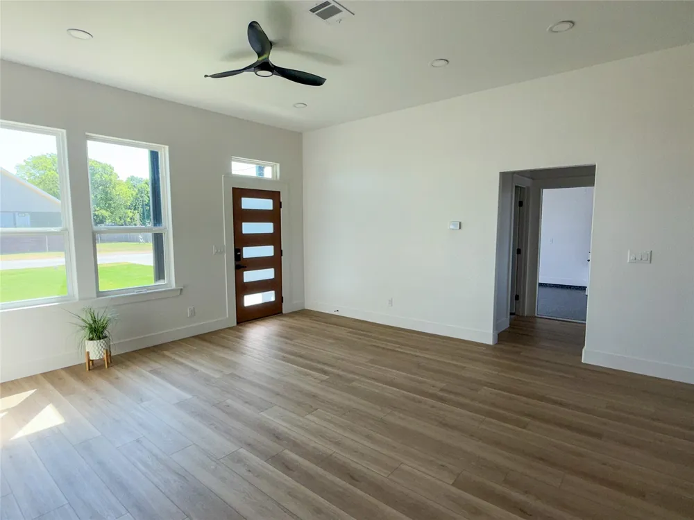 501 N Cleburne Whitney Road Rio Vista, TX 76093