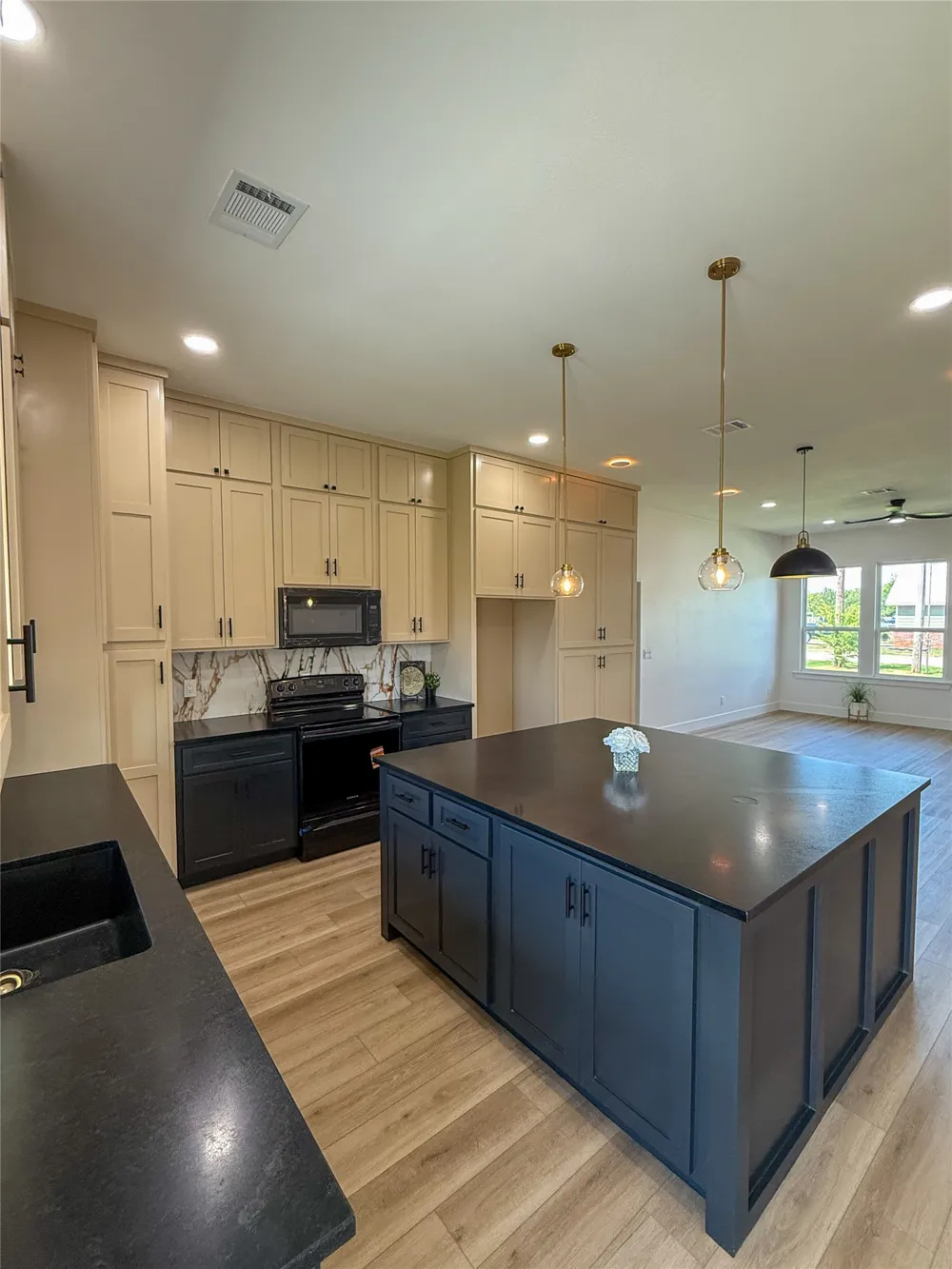 501 N Cleburne Whitney Road Rio Vista, TX 76093