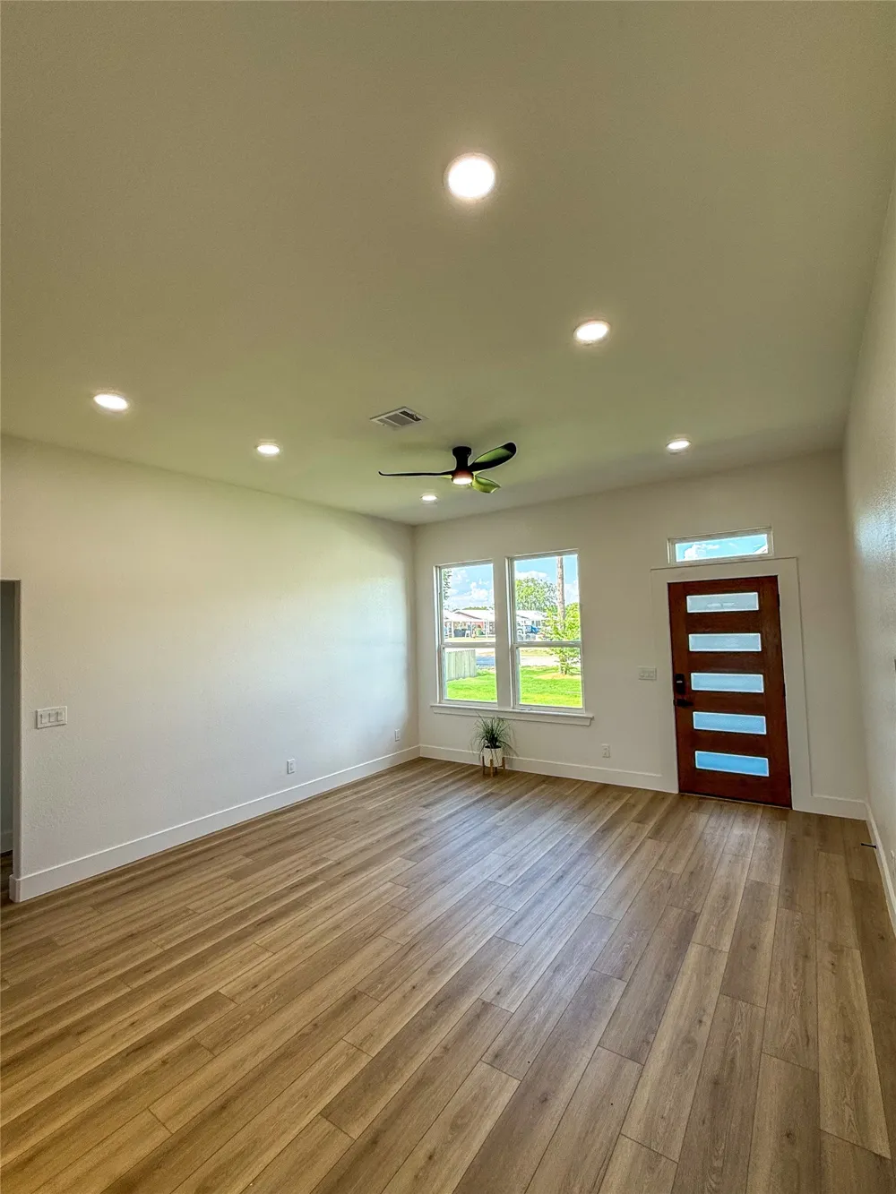 501 N Cleburne Whitney Road Rio Vista, TX 76093