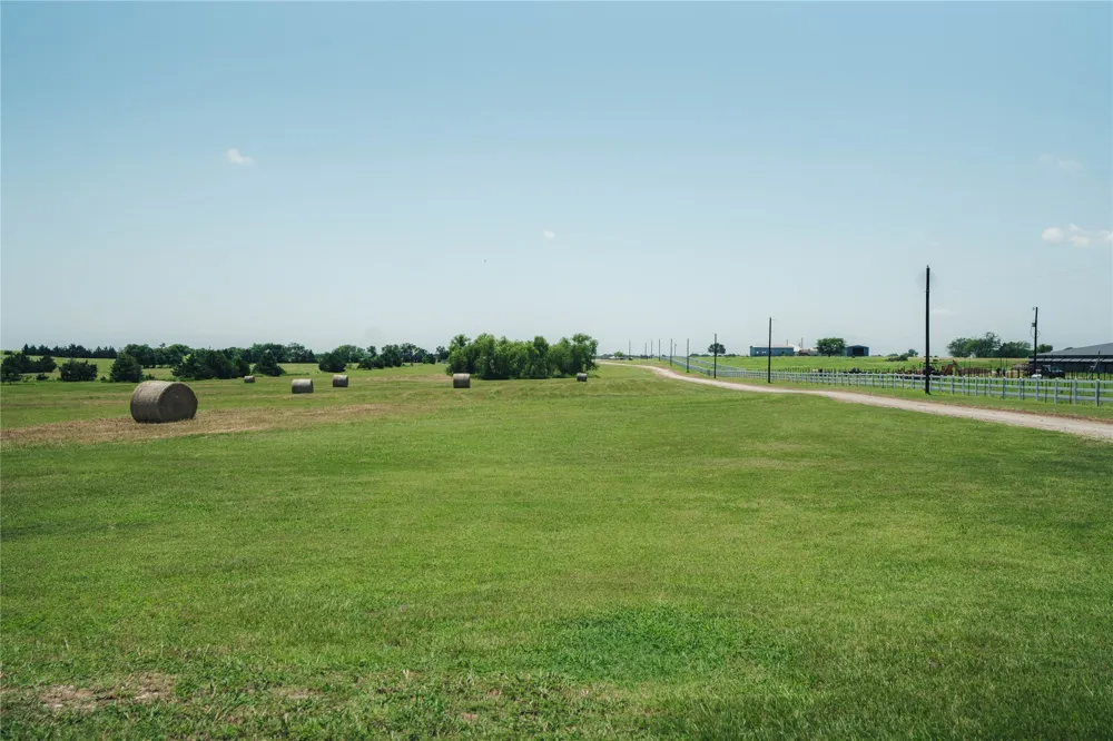 20548 Fm 901 Road Gordonville, TX 76245
