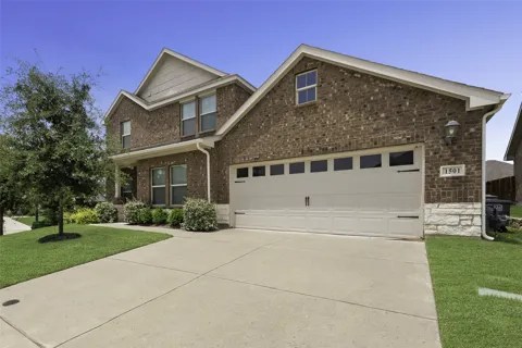 1501 Ironwood Way