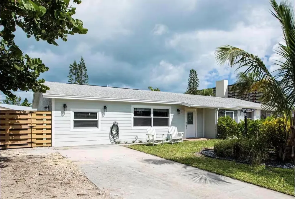 85 S Las Olas Drive Jensen Beach, FL 34957