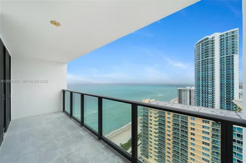 2301 S Ocean Dr #2507