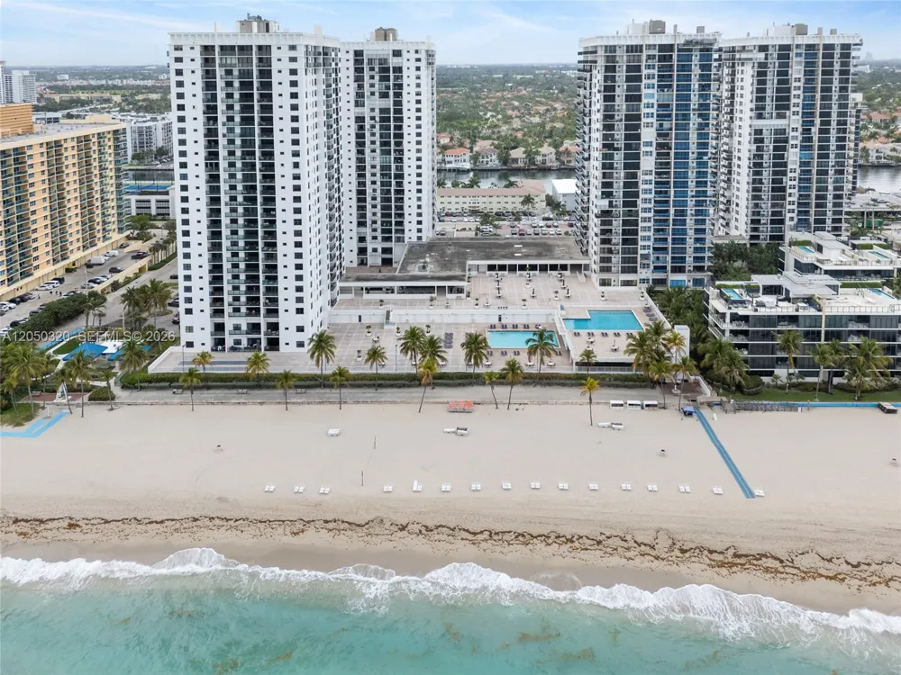 2301 S Ocean Dr #2507 Hollywood, FL 33019