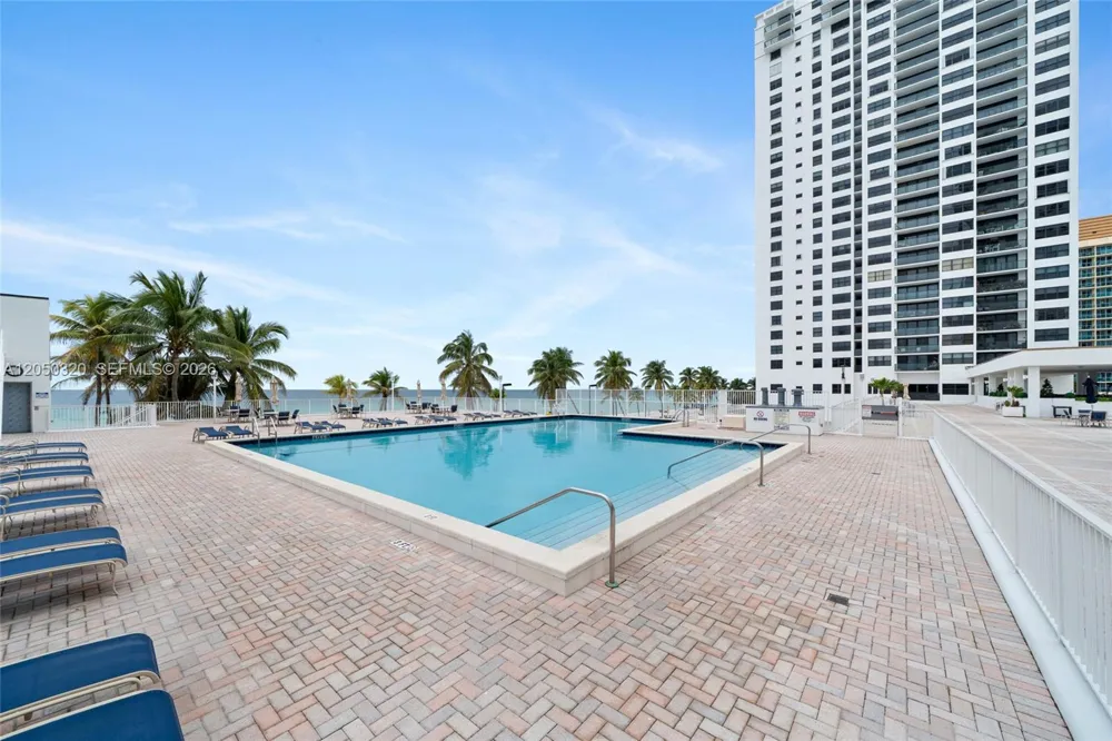 2301 S Ocean Dr #2507 Hollywood, FL 33019