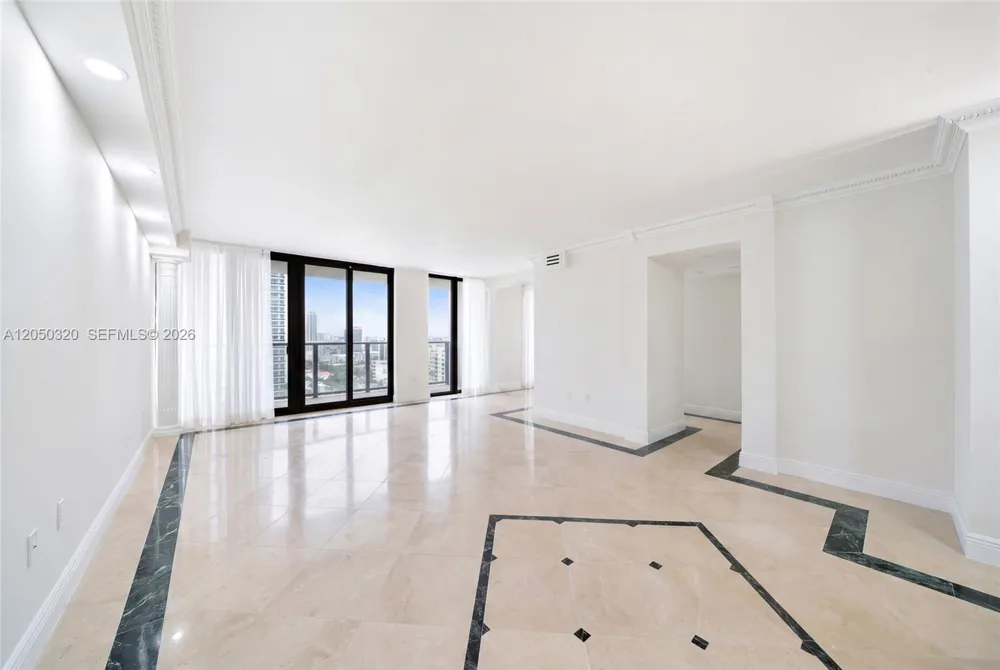 2301 S Ocean Dr #2507 Hollywood, FL 33019