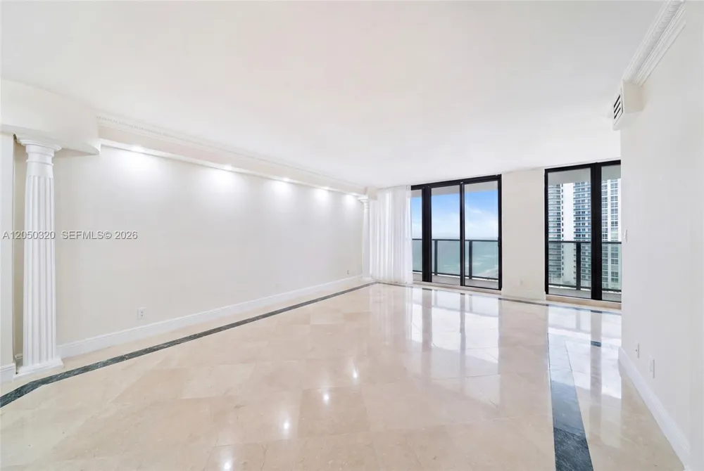 2301 S Ocean Dr #2507 Hollywood, FL 33019