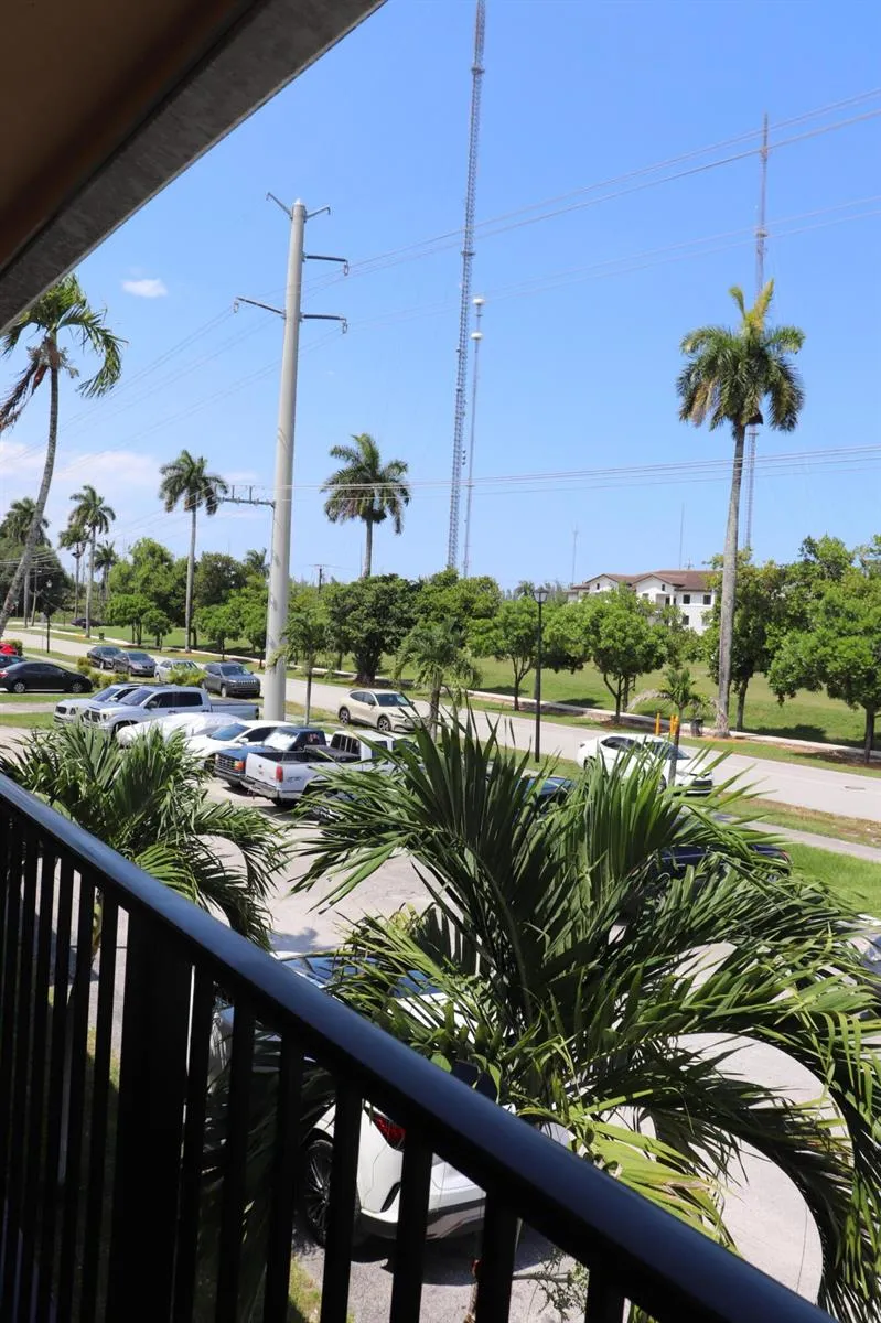 20500 NW 7th Avenue #8 Miami Gardens, FL 33169