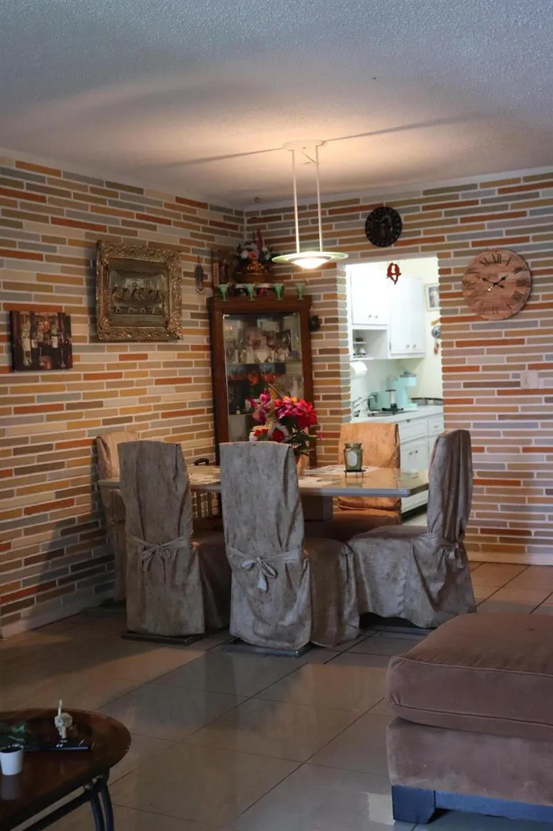 20500 NW 7th Avenue #8 Miami Gardens, FL 33169