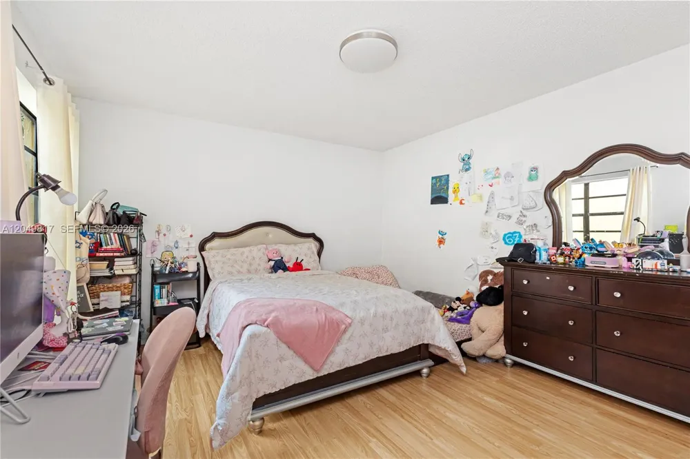 1580 NW 93rd Ave #300 Pembroke Pines, FL 33024