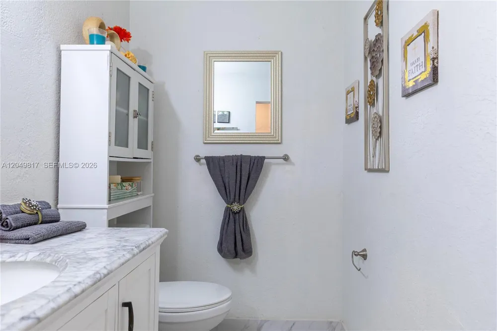 1580 NW 93rd Ave #300 Pembroke Pines, FL 33024