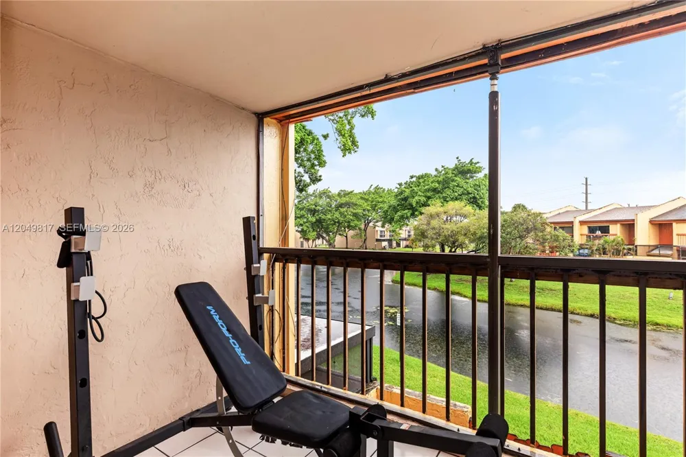 1580 NW 93rd Ave #300 Pembroke Pines, FL 33024