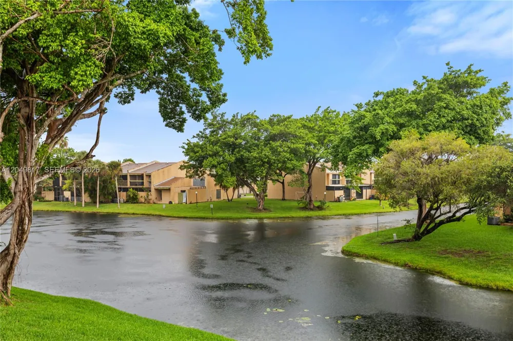 1580 NW 93rd Ave #300 Pembroke Pines, FL 33024