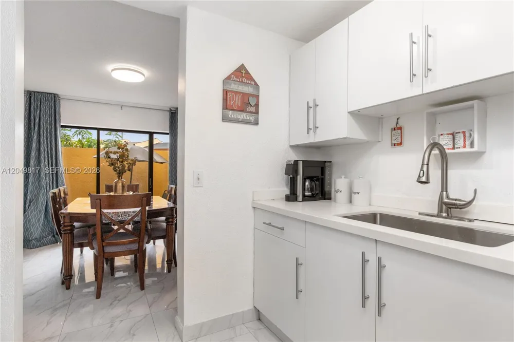 1580 NW 93rd Ave #300 Pembroke Pines, FL 33024
