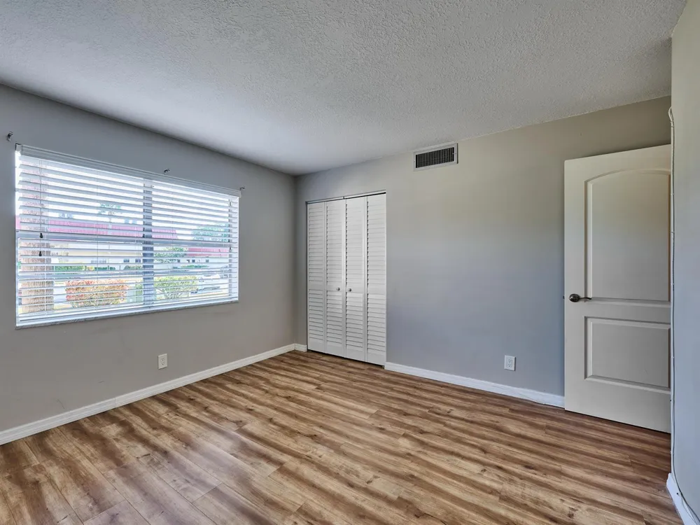 12021 W Greenway Drive #105 Royal Palm Beach, FL 33411
