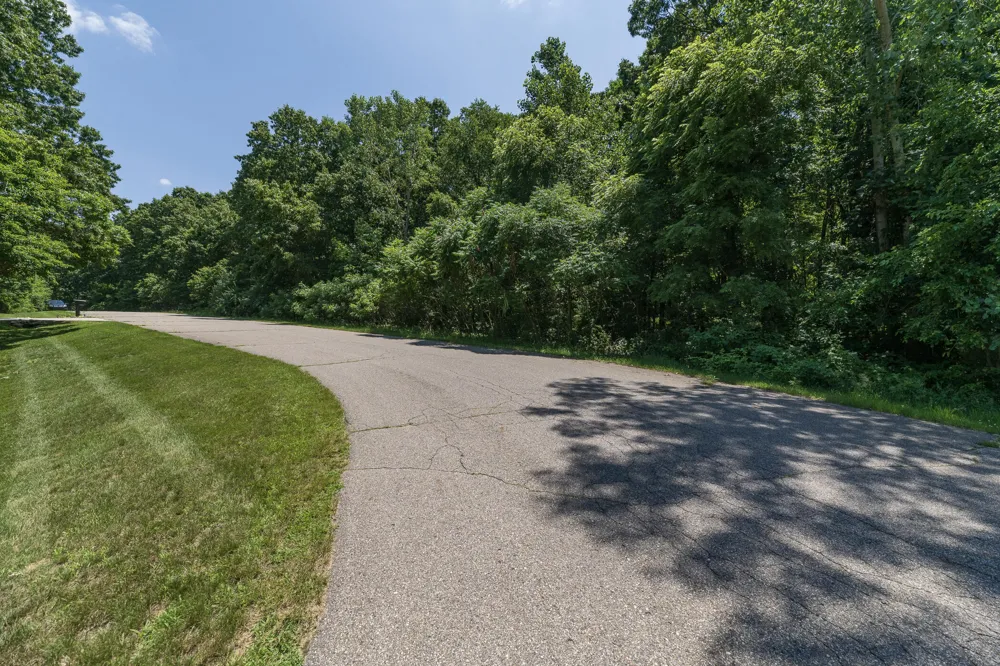 7228 Owen Hills Drive Kalamazoo, MI 49009
