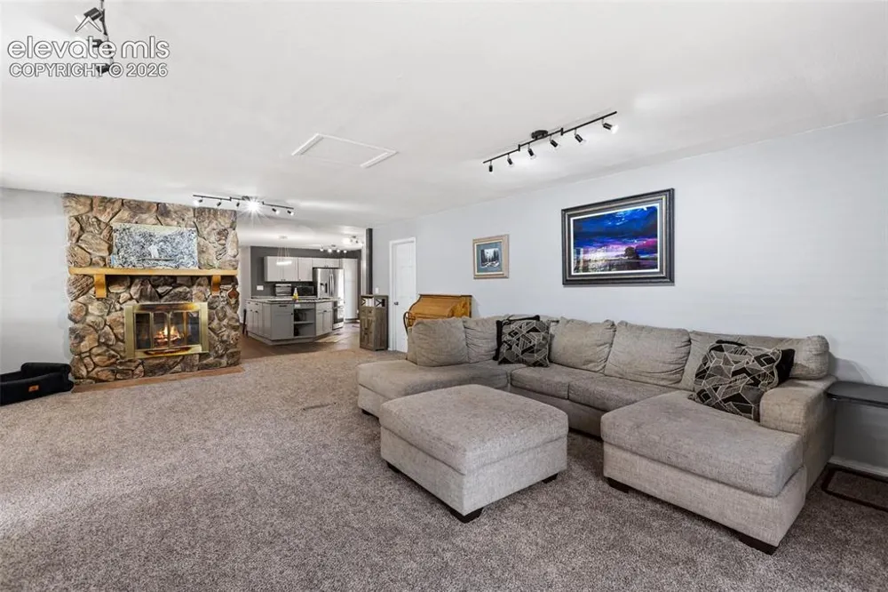 861 Teller Lane Woodland Park, CO 80863