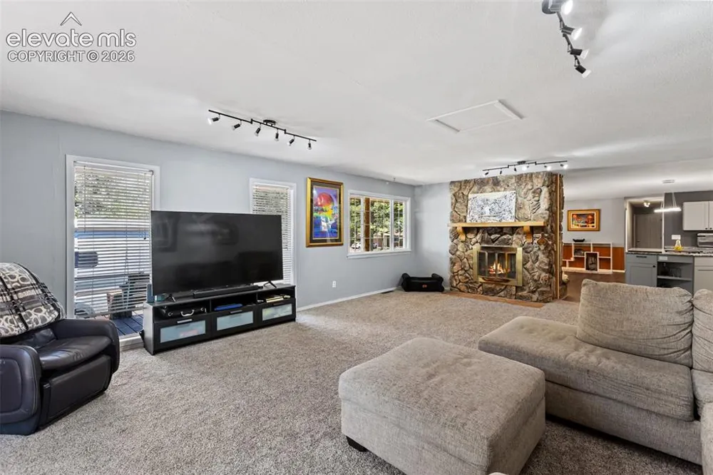 861 Teller Lane Woodland Park, CO 80863