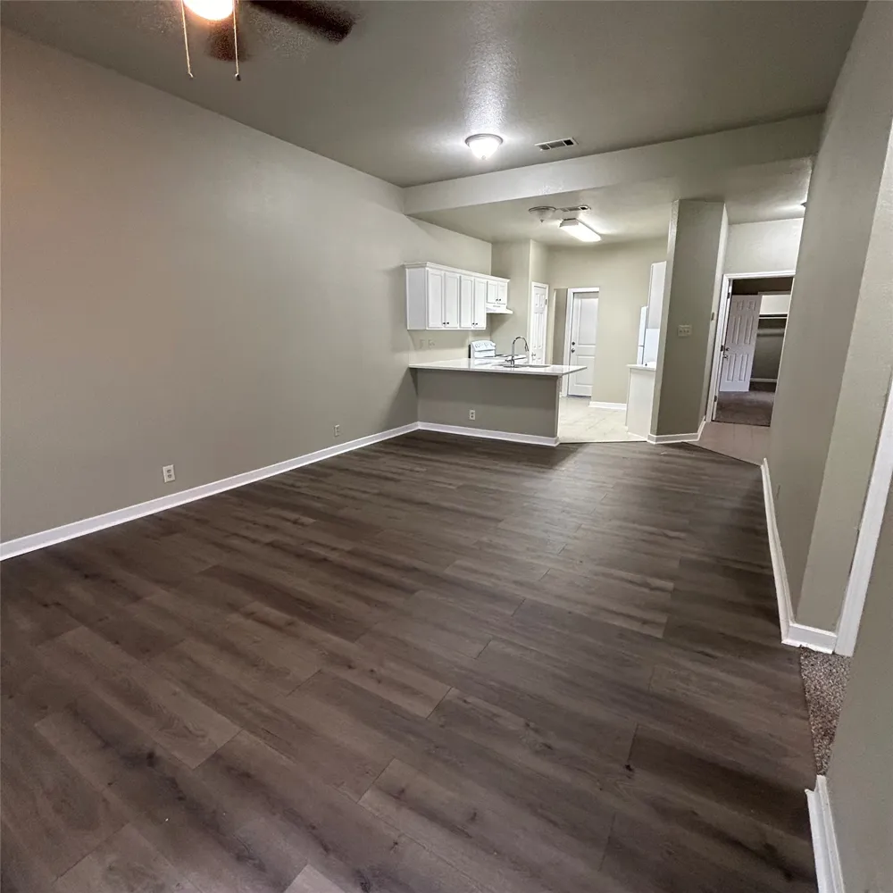 1235 Armadillo Road #B Austin, TX 78745