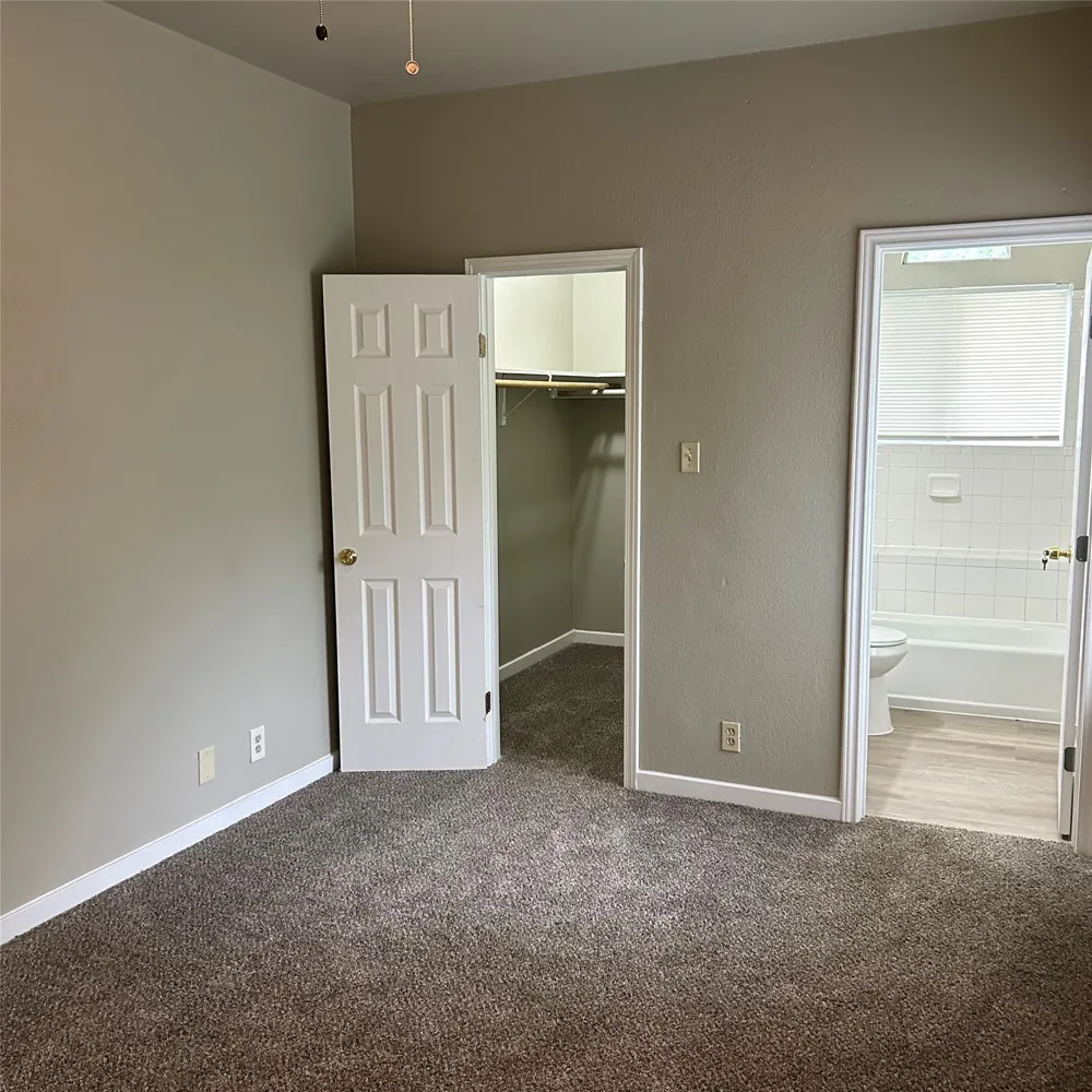 1235 Armadillo Road #B Austin, TX 78745