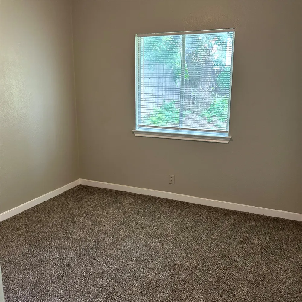 1235 Armadillo Road #B Austin, TX 78745