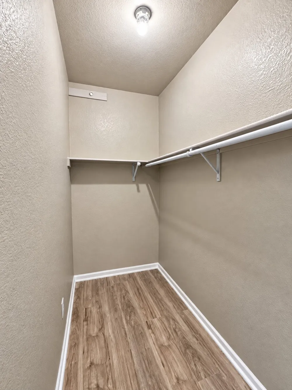 1235 Armadillo Road #B Austin, TX 78745