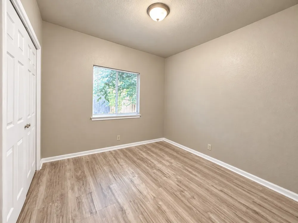 1235 Armadillo Road #B Austin, TX 78745