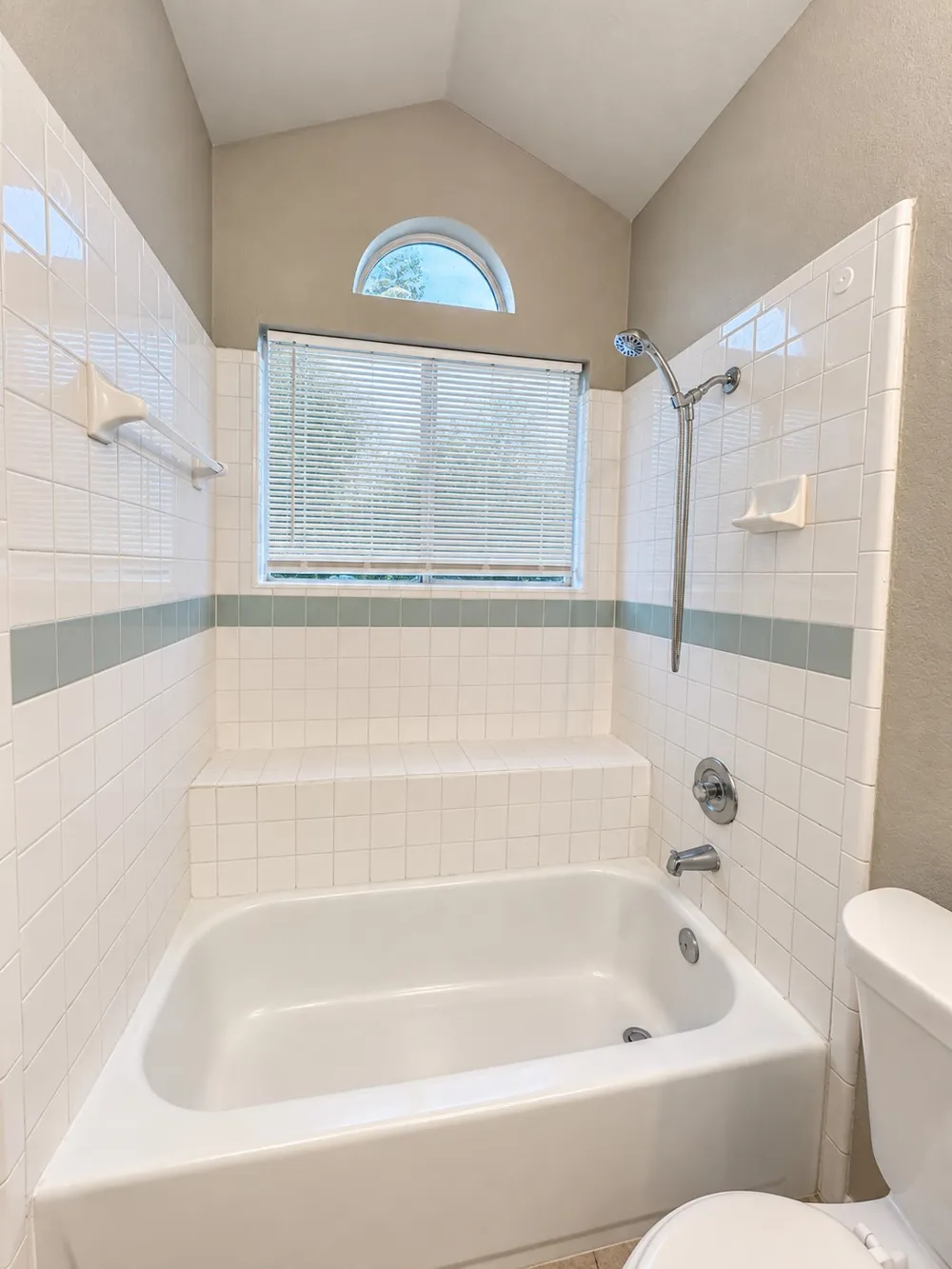 1235 Armadillo Road #B Austin, TX 78745