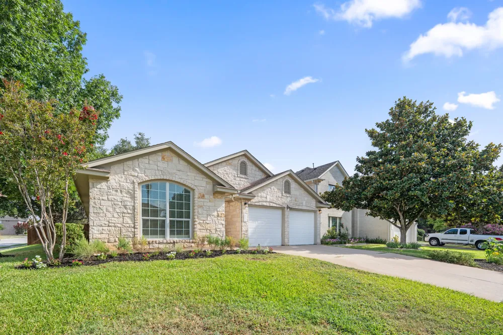 15700 Edenderry Drive Austin, TX 78717