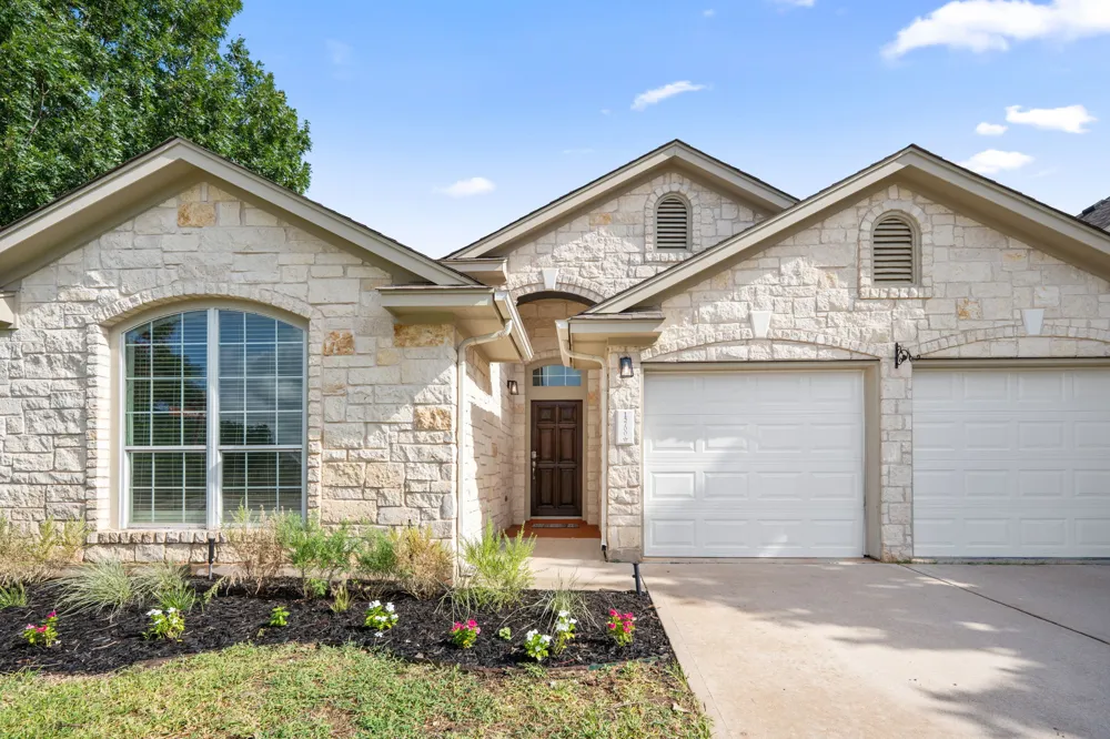 15700 Edenderry Drive Austin, TX 78717