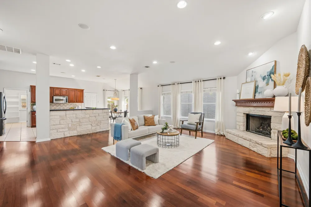 15700 Edenderry Drive Austin, TX 78717