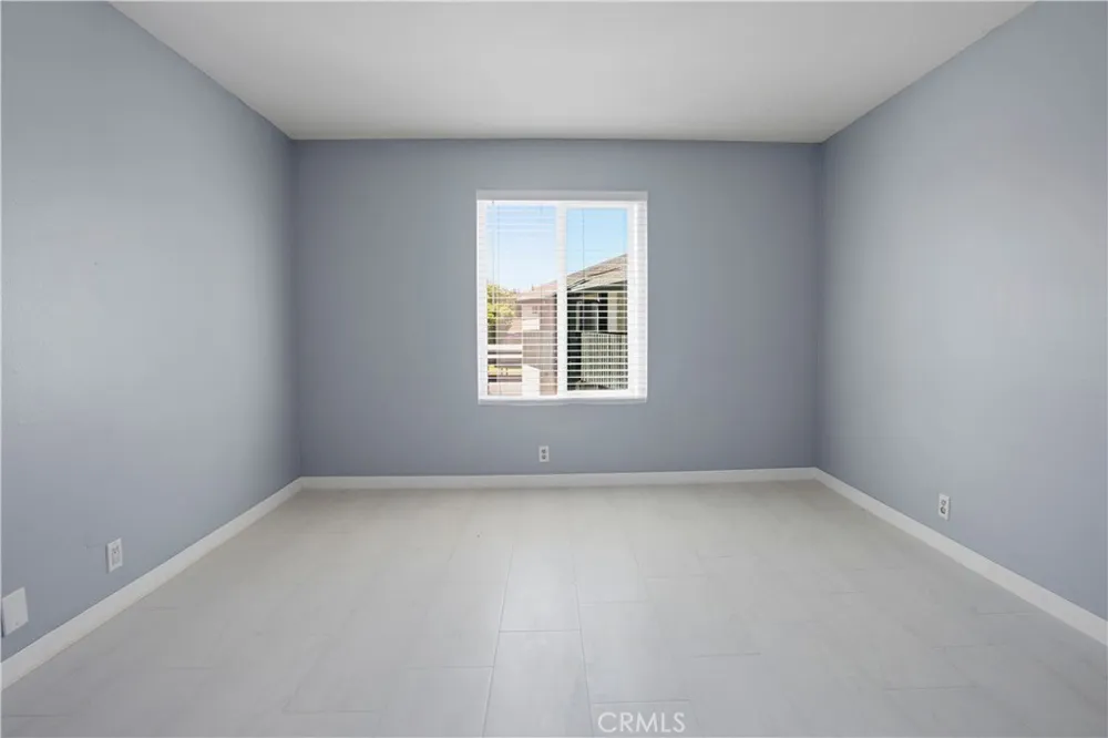 23232 orange av #2 Lake Forest, CA 92630