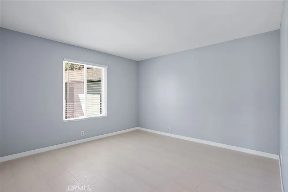 23232 orange av #2 Lake Forest, CA 92630