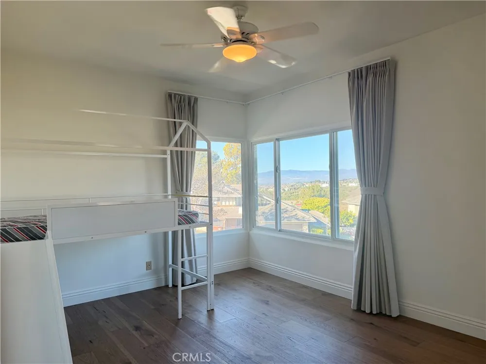 2 Vienna Newport Beach, CA 92660