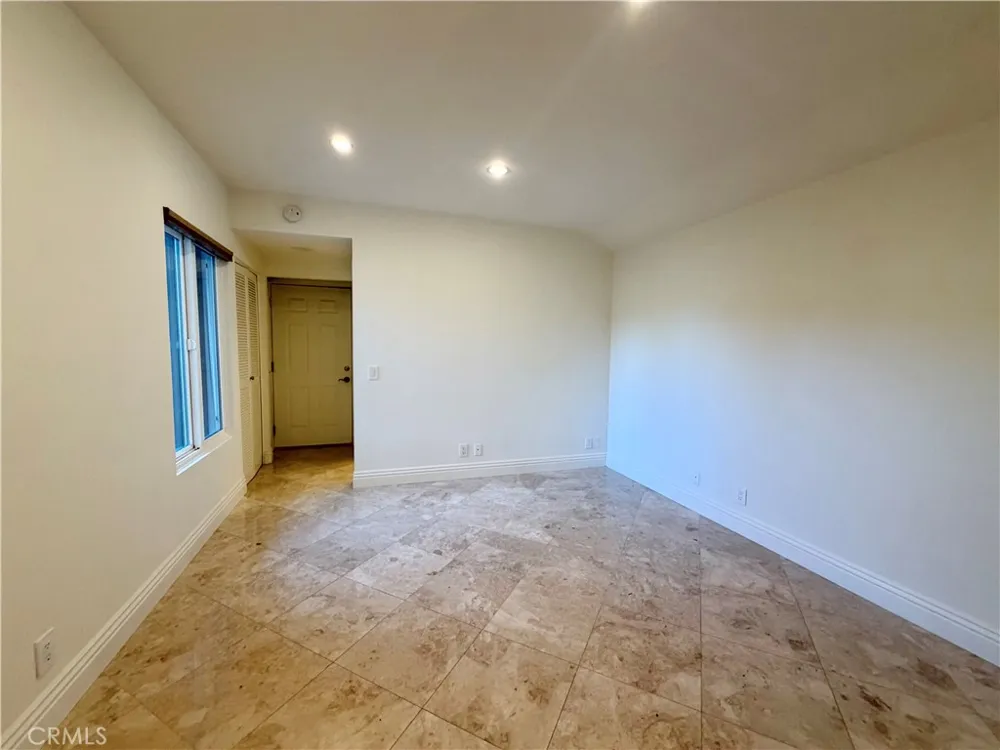 2 Vienna Newport Beach, CA 92660
