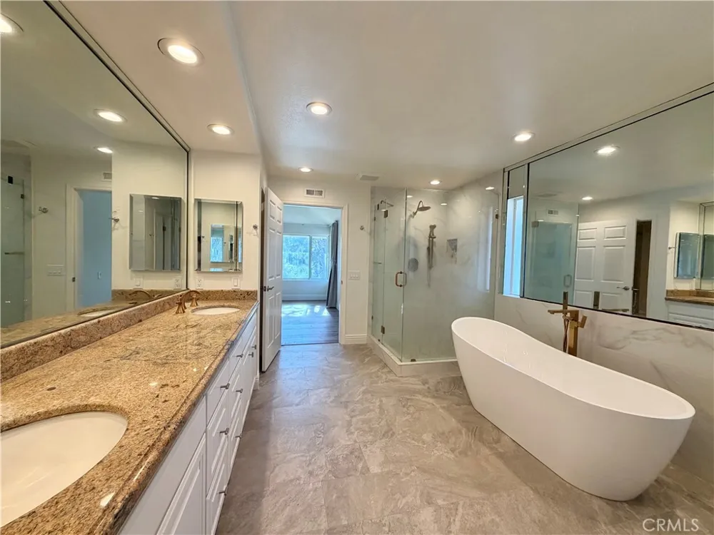2 Vienna Newport Beach, CA 92660