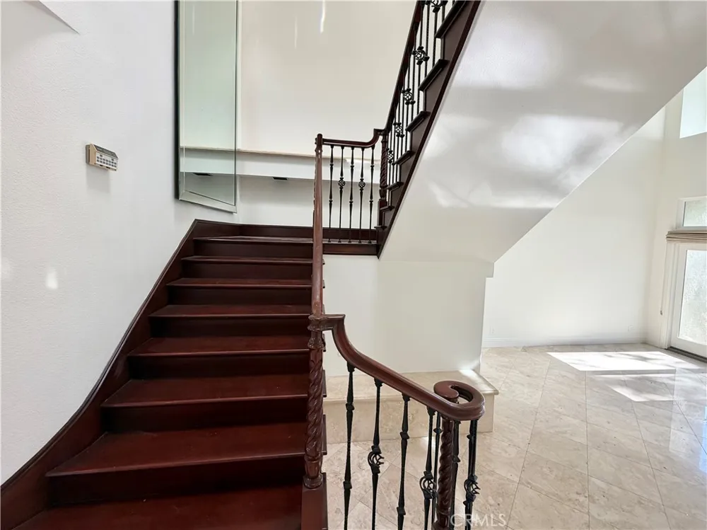 2 Vienna Newport Beach, CA 92660
