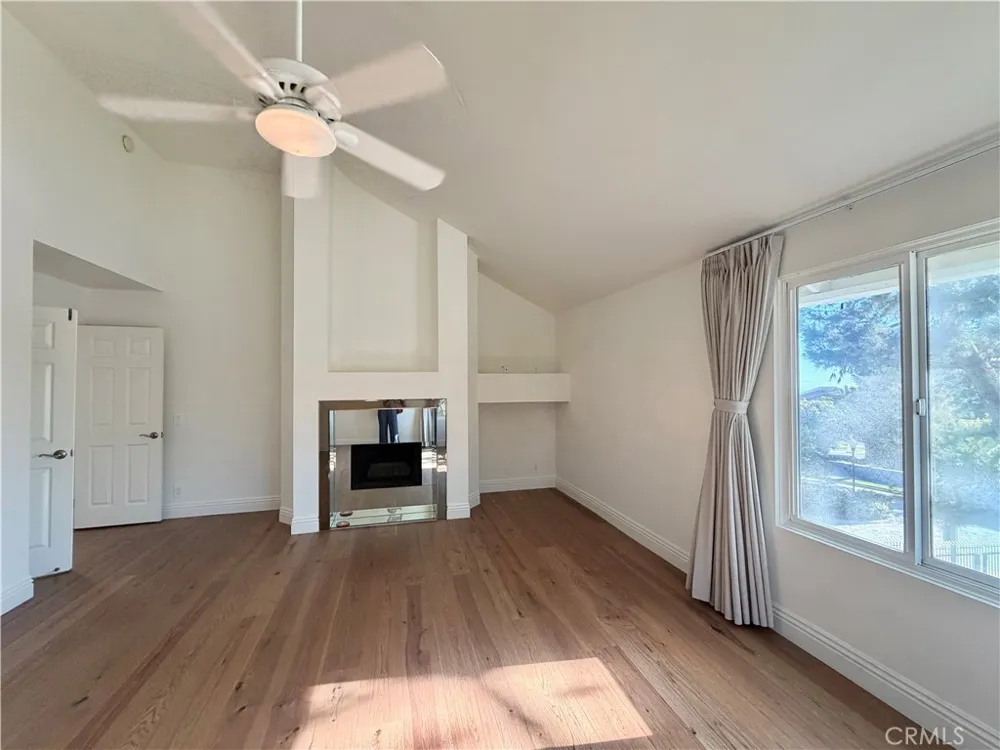 2 Vienna Newport Beach, CA 92660