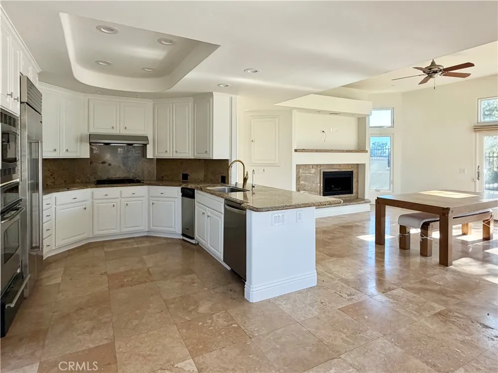 2 Vienna Newport Beach, CA 92660