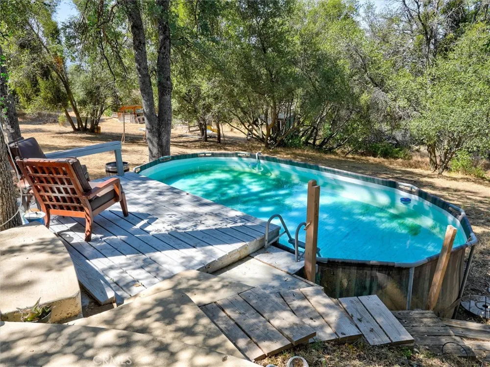 40528 Jean W Oakhurst, CA 93644