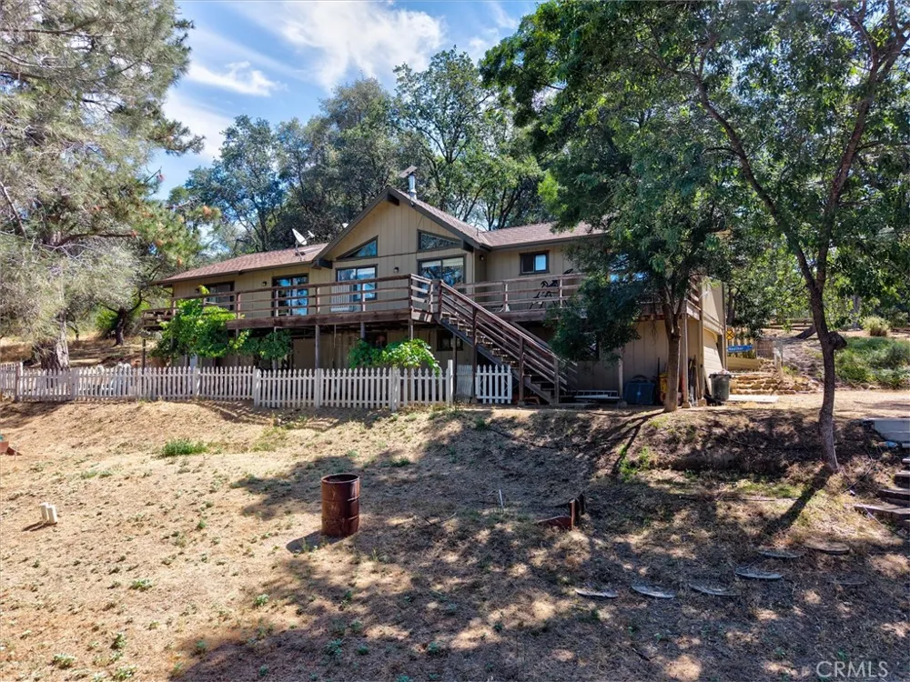 40528 Jean W Oakhurst, CA 93644