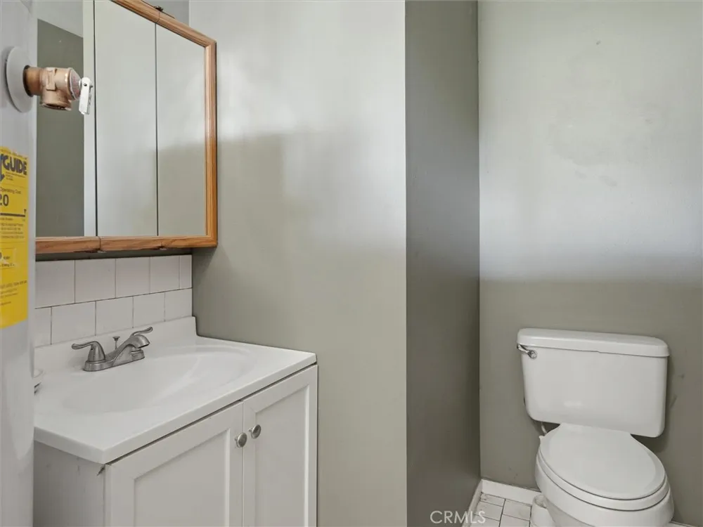 40528 Jean W Oakhurst, CA 93644