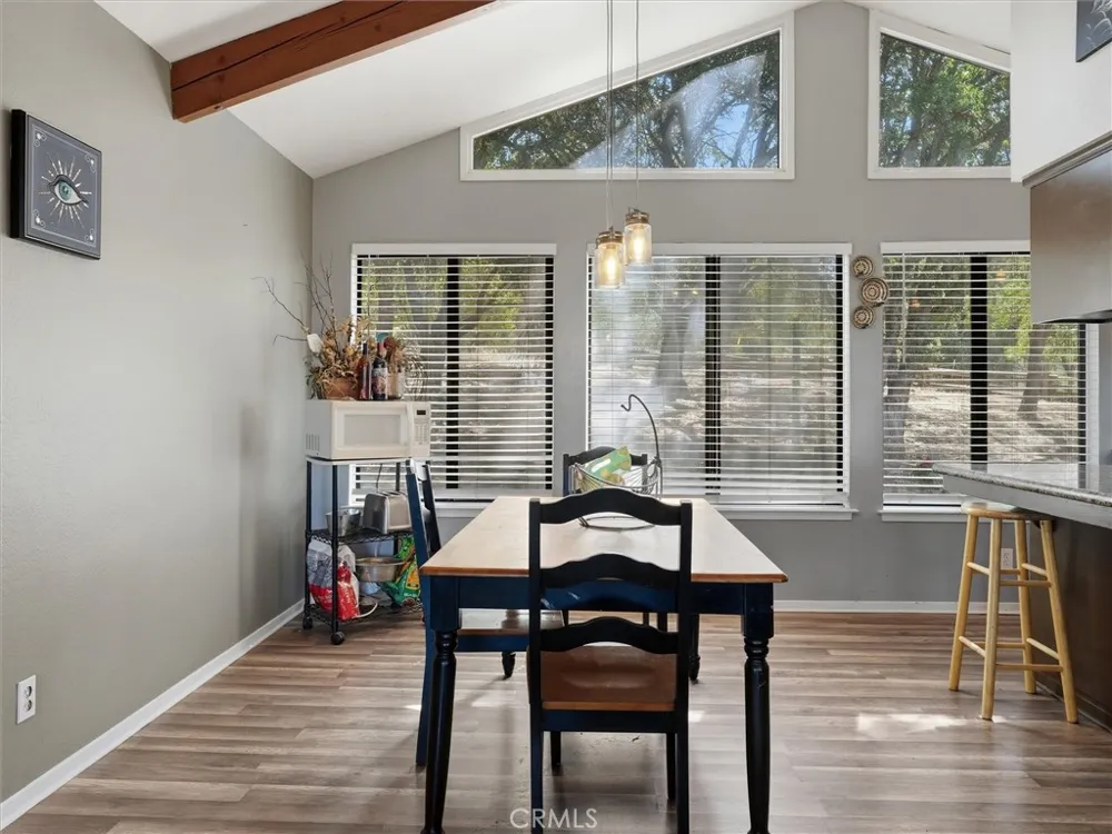 40528 Jean W Oakhurst, CA 93644
