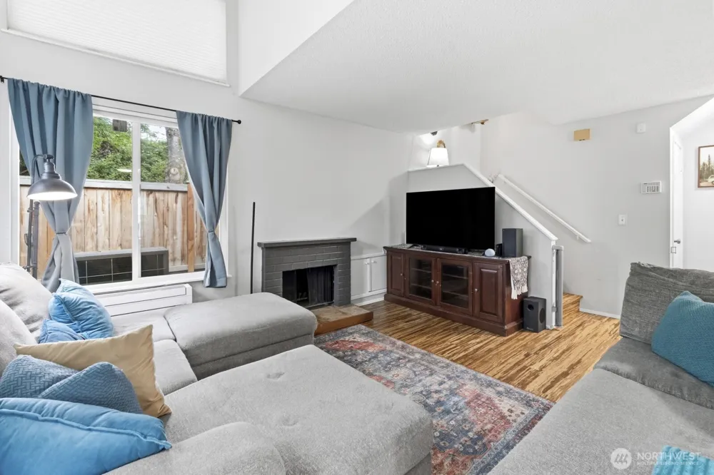 8442 26th Avenue SW #A Seattle, WA 98106