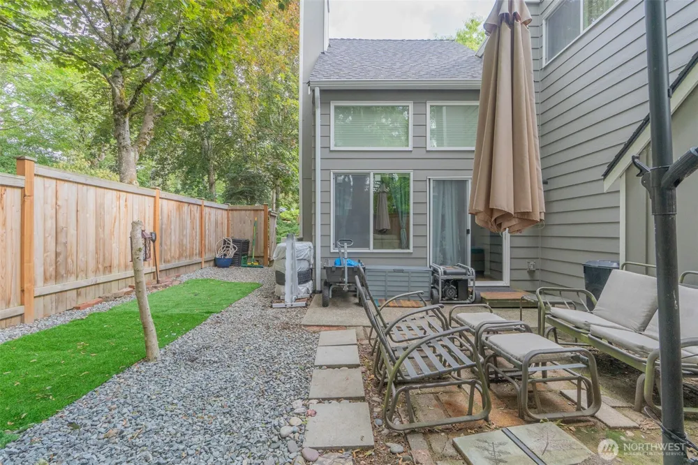 8442 26th Avenue SW #A Seattle, WA 98106