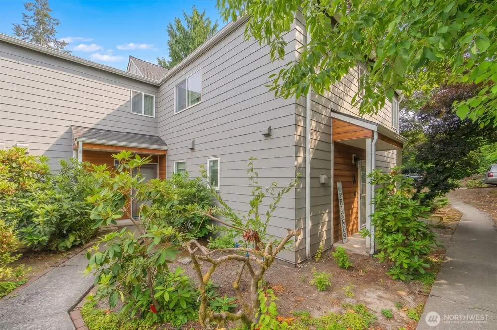 8442 26th Avenue SW #A Seattle, WA 98106