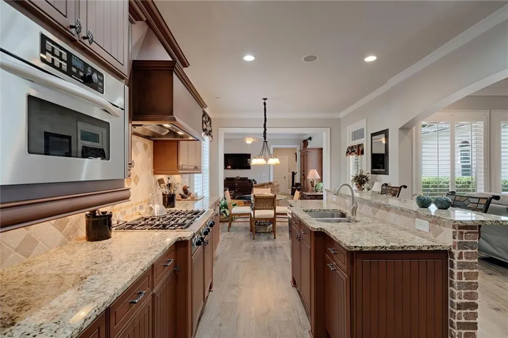 300 Horseshoe Bend Statham, GA 30666