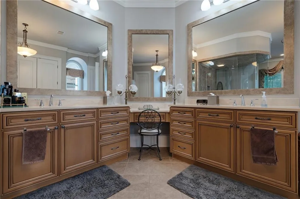 300 Horseshoe Bend Statham, GA 30666