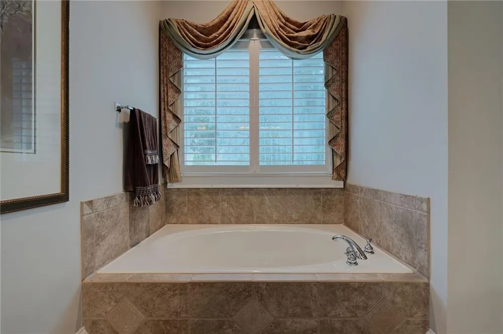 300 Horseshoe Bend Statham, GA 30666