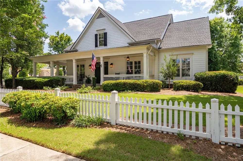 300 Horseshoe Bend Statham, GA 30666